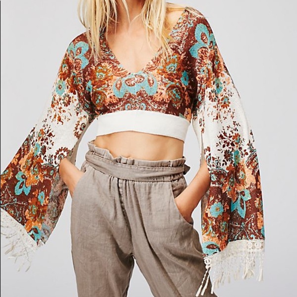 🌸NWOT Free People Meet Me at Woodstock Crop Top